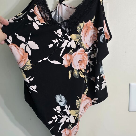 Women's Plus Black Floral Bodysuit 4x - Picture 4 of 5